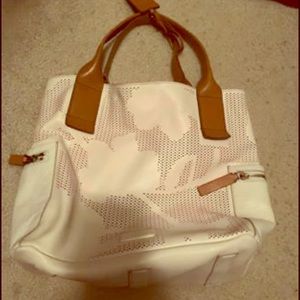 Fossil Bag (White)
